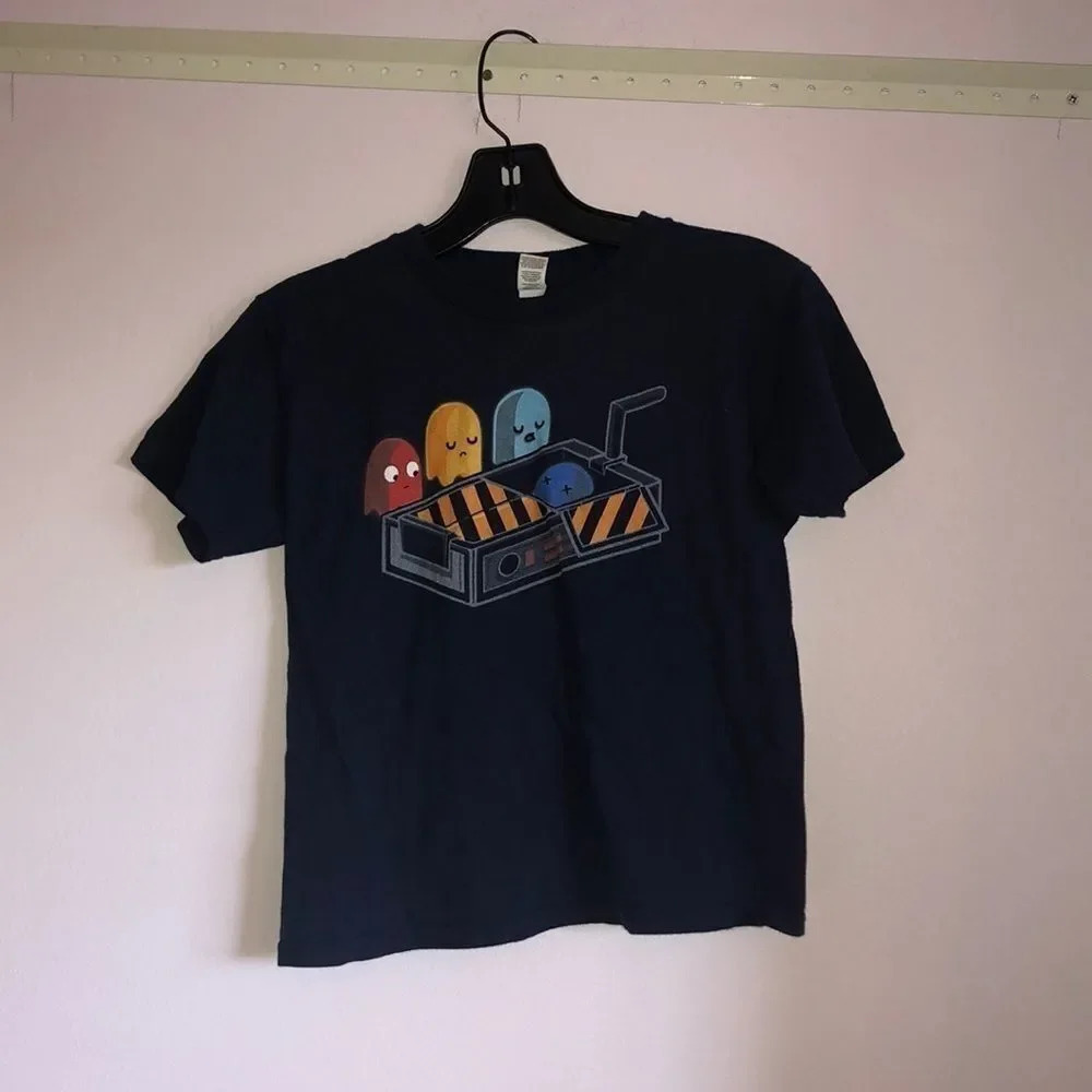 3/$15 Pac-Man tee shirt kids